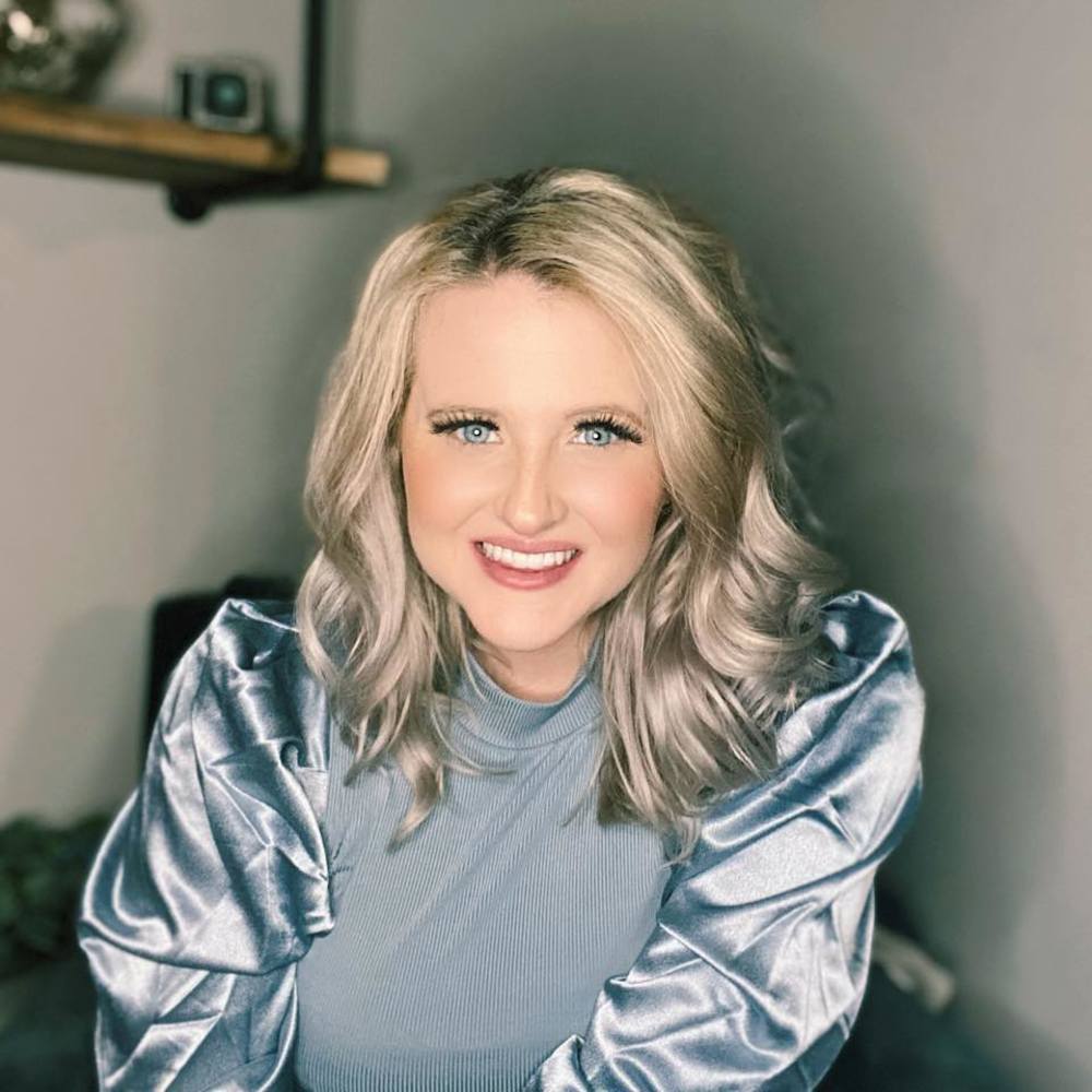 Meet your Posher, Camille